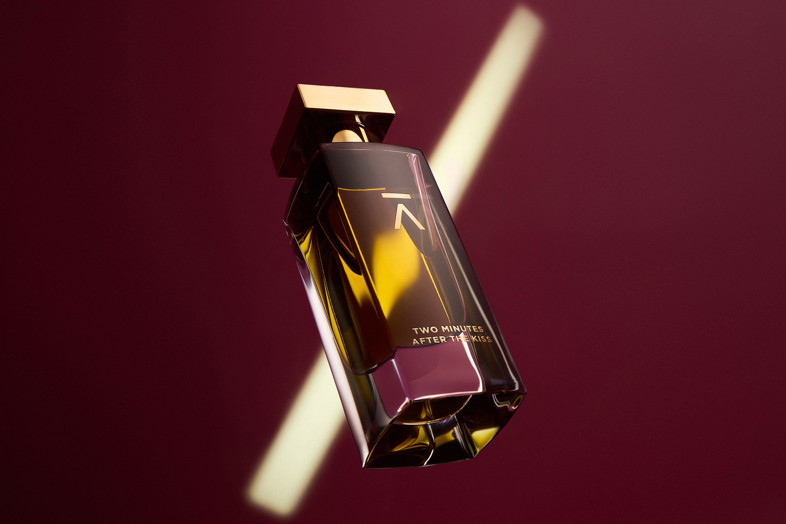 Azman Two Minutes After The Kiss Deluxe Bottle | Azman Perfumes
